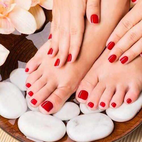 RYNA NAILS & BEAUTY - manicure & pedicure